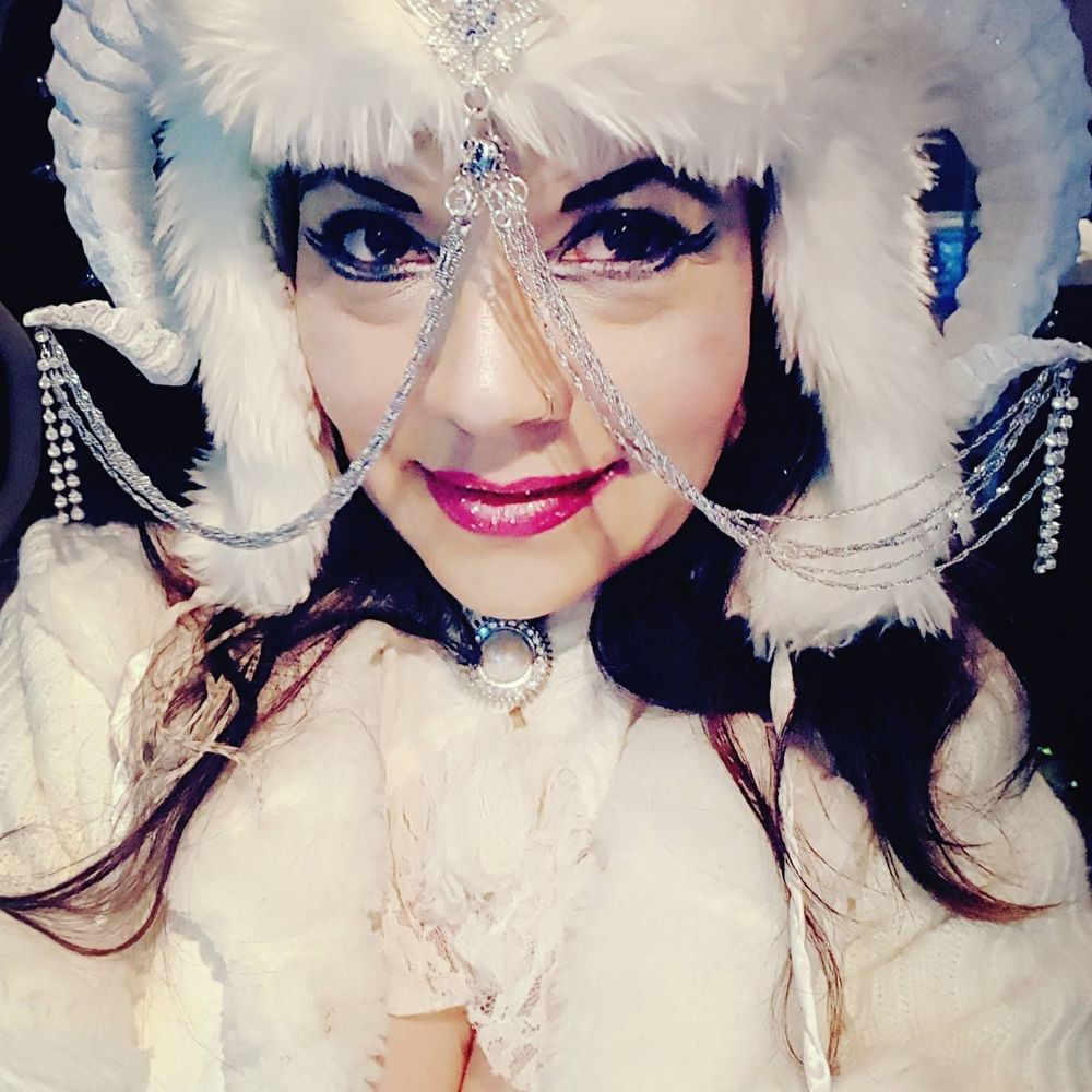 Meet your Posher, Loty